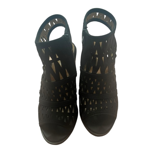 Soho Girls Black Laser Cutout Slingback Heeled Sandals Open Toe Size 7 - Picture 2 of 5